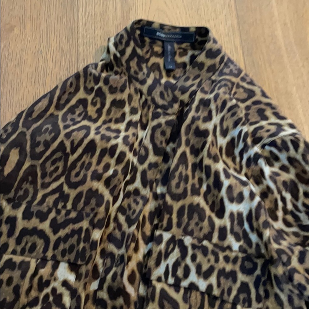 Bcbg button down - Picture 2 of 2